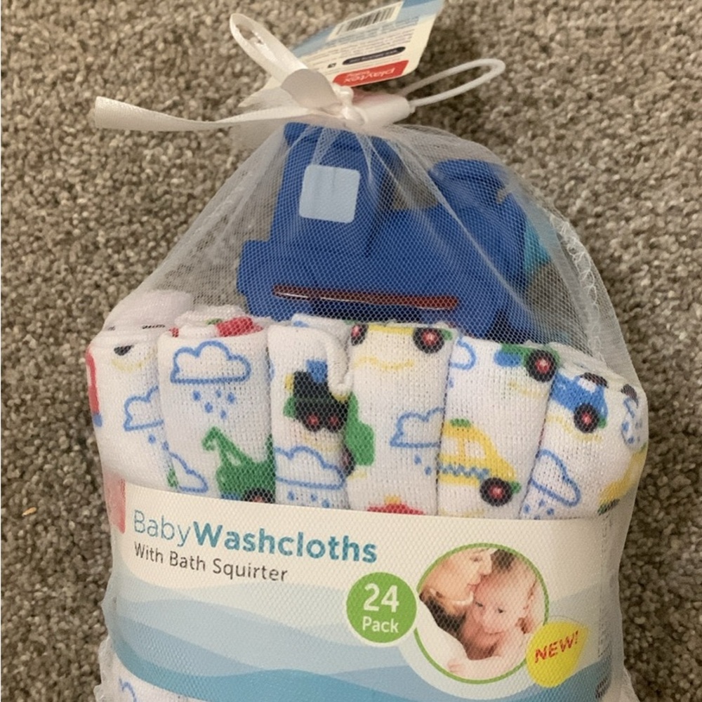 Baby Washcloths with Bath Squirter